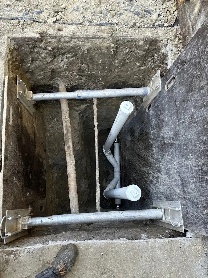 Experienced plumber completing Gas Line Repair work in Fostoria